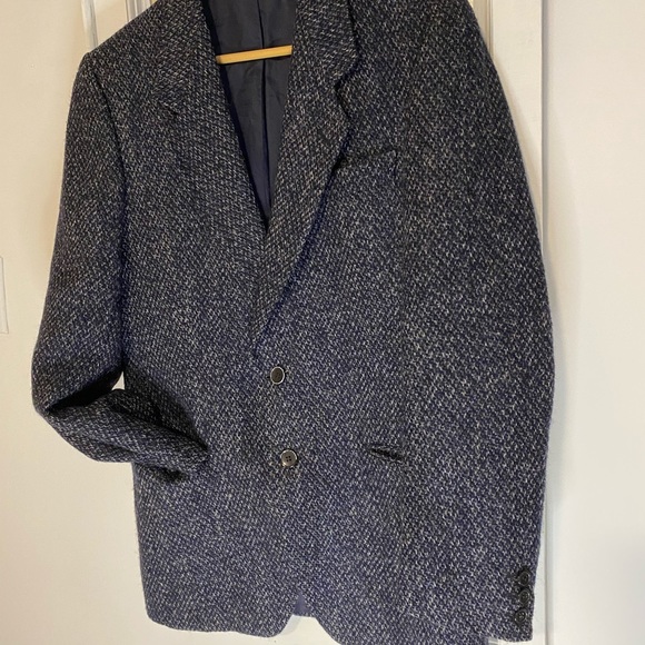 SMALL/MED. Stolen from the men’s closet.  Italian Wool/Alpaca vintage blazer. A+ - Picture 10 of 12